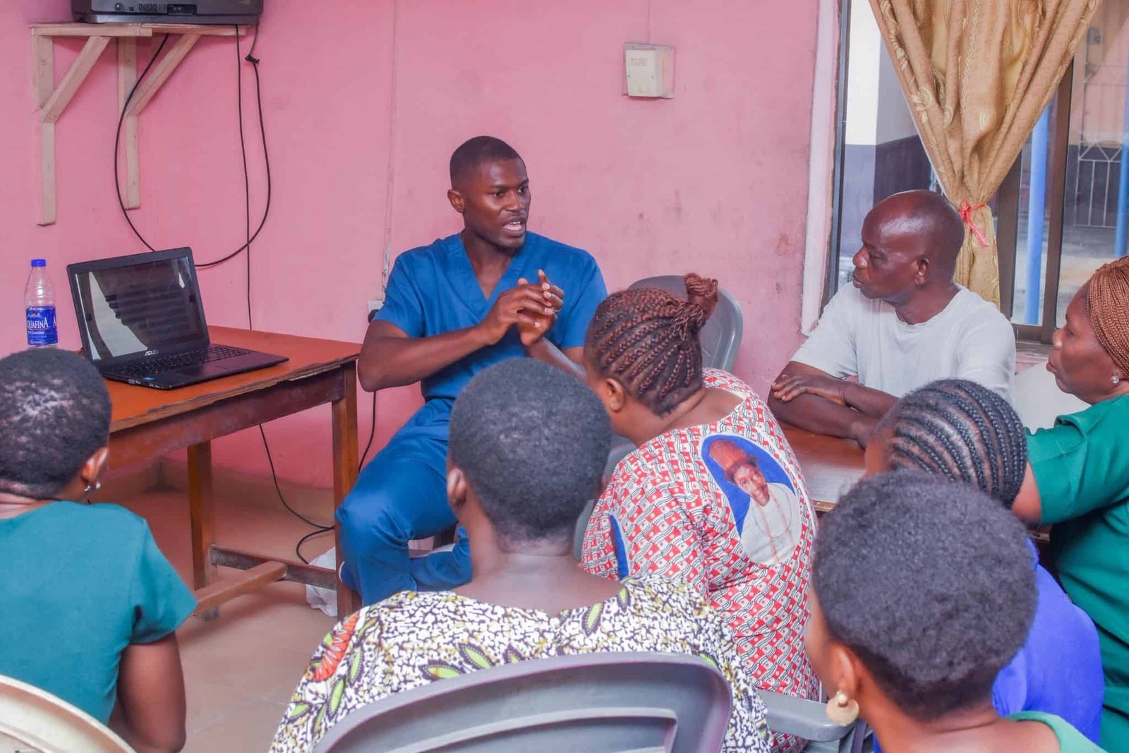 teaching session on advanced trauma life support